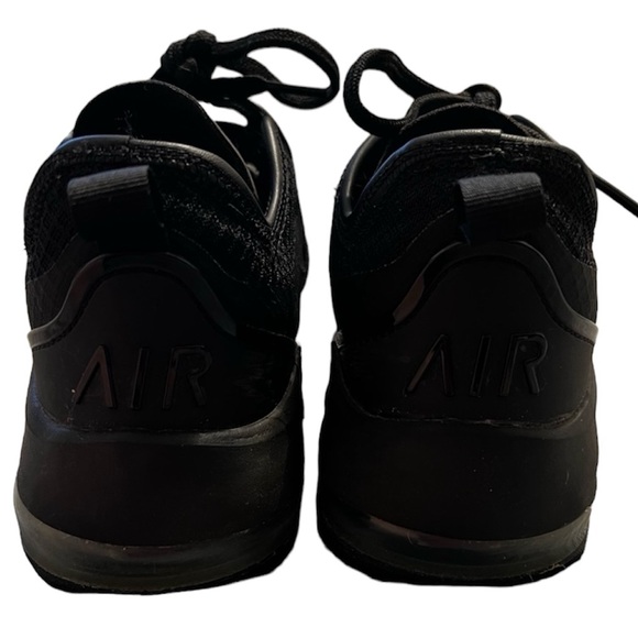 Air Max Motion 2 Black and White - Picture 5 of 7